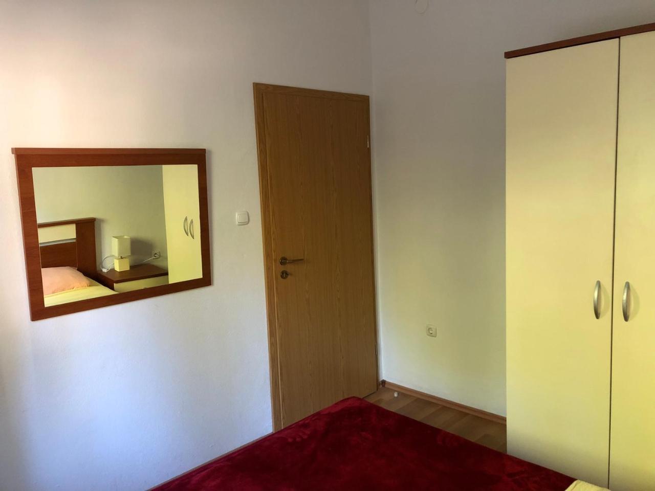 Apartment Villa Nikola 布拉采 外观 照片