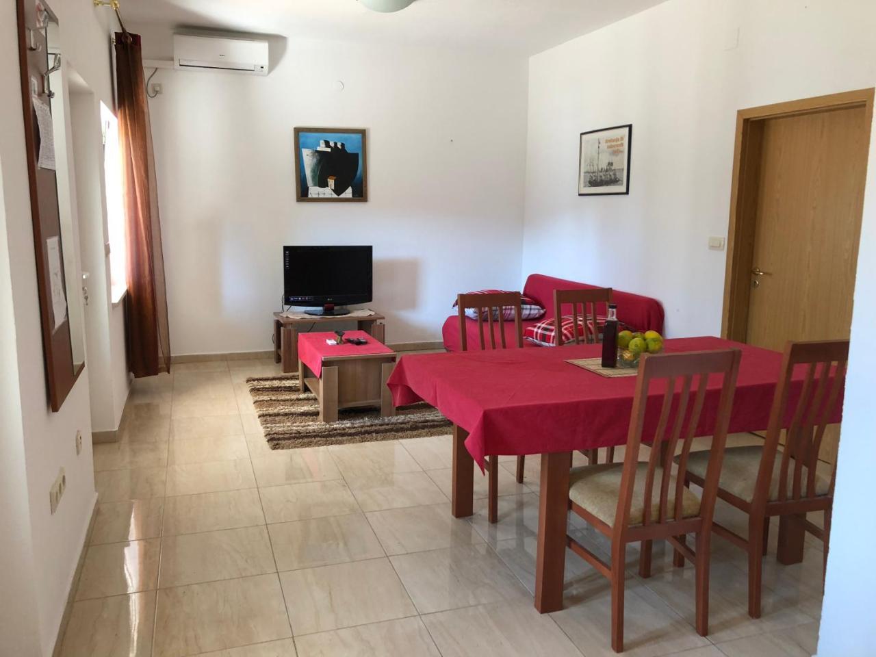 Apartment Villa Nikola 布拉采 外观 照片